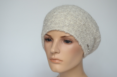 vyazaniy-beret-beliy-vizio-italiya-1024-b