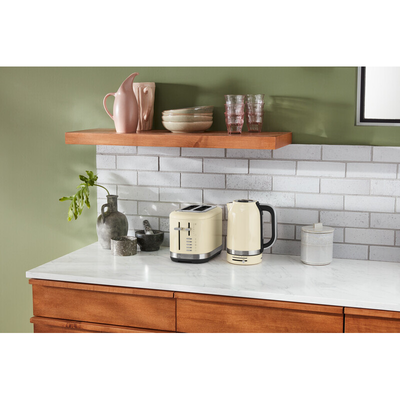 Тостер KitchenAid на 2 хлебца, кремовый, 5KMT2109EAC