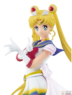 Фигурка Супер Сейлор Мун (Super Sailor Moon)