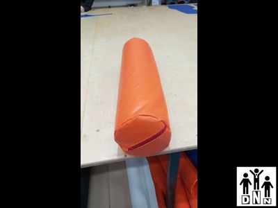 Валик для кушетки