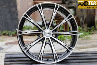 Комплект дисков R18 8,0J ET+30 5*114,3 Vossen VPS 3313 Flow Forming Черный с полированными лучами (FF016-3)