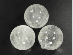 Шар Кварц горный хрусталь в ассортименте, Бразилия (25 мм, 22 г) №28573