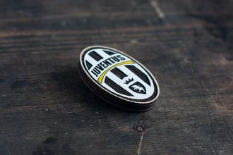 Деревянный значок Waf-Waf FC Juventus