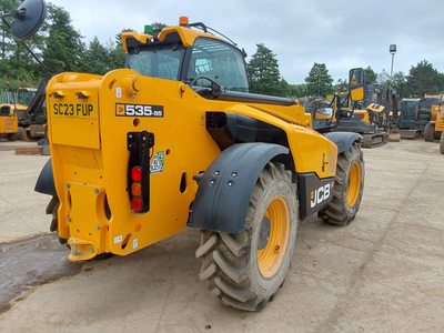 Телескопический погрузчик JCB 535-95