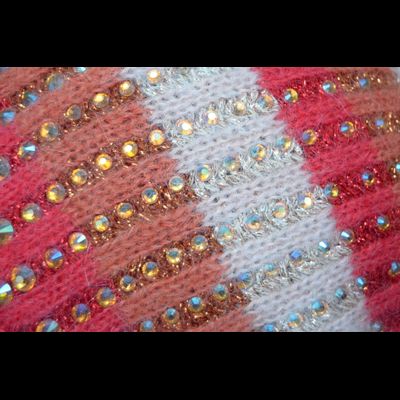 Vizio 6817 шапка Италия женская красная с украшениями