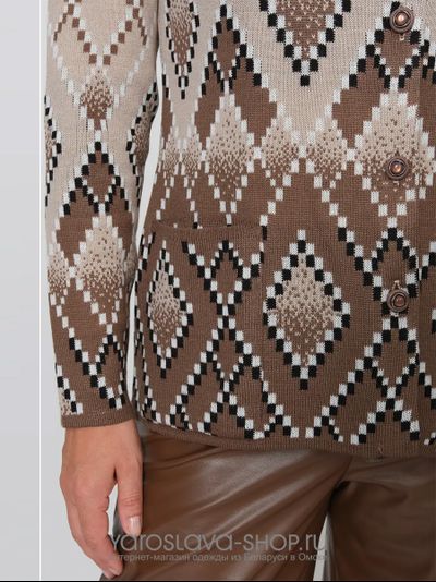 Жакет полуприлегающего силуэта в бежевом цвете