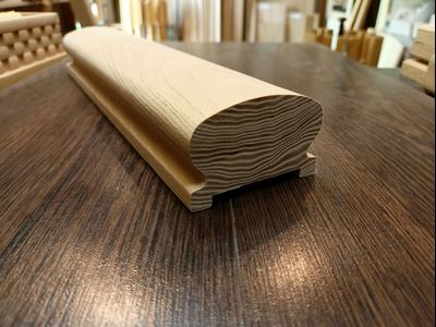 Поручень из ясеня 70х45 (выборка 50х5)