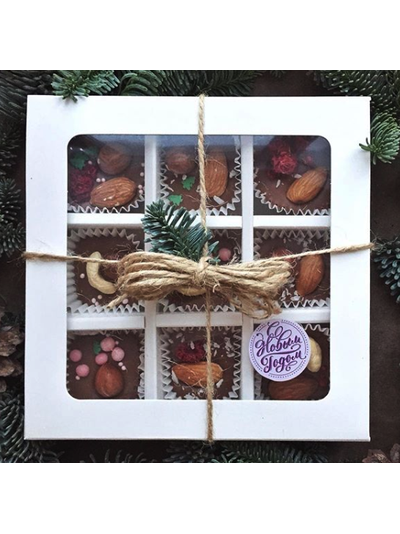 Коробка для 9 конфет с прозр. кр. (лаванда), 155*155*30мм