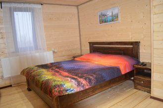 4-х местный стандартный номер (Сплит; ТВ; чайник; холодильник; микроволновая печь; душ и туалет)
