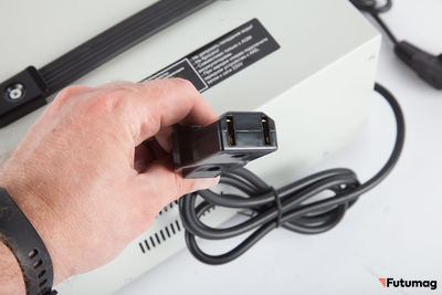 Зарядное устройство для свинцовых тяговых аккумуляторов 72V60A (8А)