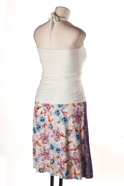 Юбка трапеция с разрезом и кружевом