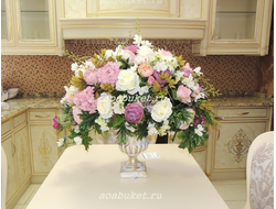 Композиция из искусственных цветов в бело-сиреневых тонах: "Сиреневый Вальс"  № Б003/Купить АОАБУКЕТ