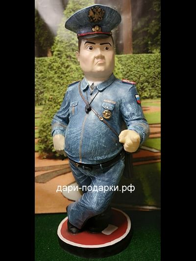 Полицейский гаишник 83*45 см  9 кг  полистоун Россия 5898-015544