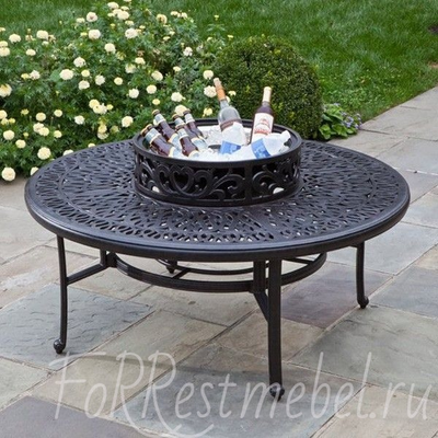 Литой обеденный комплект с барбекю Etna