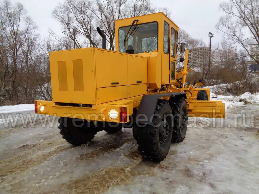Автогрейдер ДЗ-122 после полного капремонта