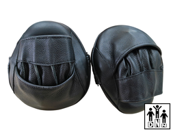 Лапы боксерские вогнутые натуральная кожа с закрытыми пальцами