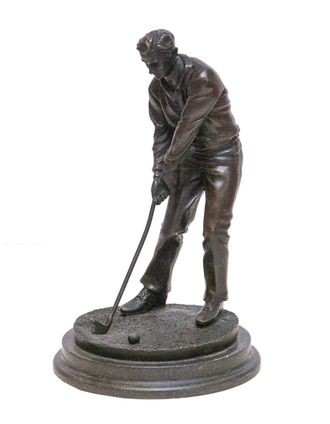 Мигель Фернандо Лопес «MILO» Игрок в гольф. Конец ХХ в. Европа. Бронза, мрамор, литьё. Высота 24,5 см (1090)