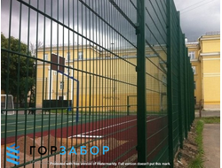 Оцинкованное спортивное ограждение из 2D панелей высота 3м