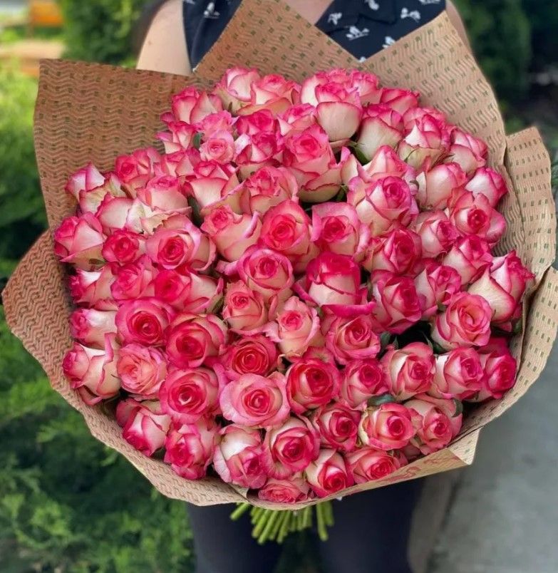 Лучшие букеты для подарка в Сочи &ndash; флористические композиции Rose Studio