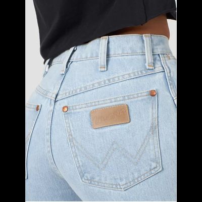 Джинсы 14MWZ Wrangler® Cowboy Cut® Slim Fit  Women's Jean