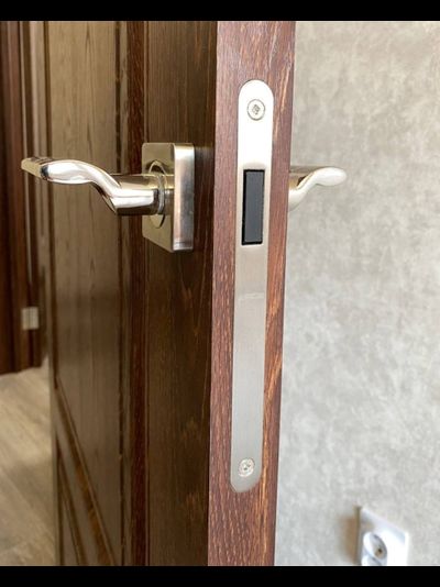 PRESTIGE. МОДЕЛЬ RENEISSANSE 2. ПОЛОТНО ГЛУХОЕ СО СТУПЕНЧАТОЙ ФРЕЗЕРОВКОЙ