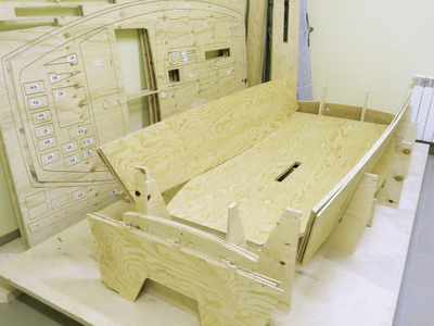 Кондуктор для сборки корпуса швертбота Оптимист