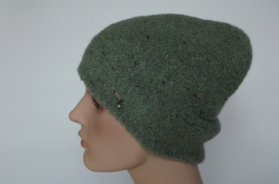 Зеленая женская шапка Vizio Италия 7006 CL