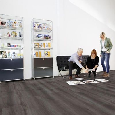 Виниловый пол Wineo 800 Wood XL Sicily Dark Oak DB00069 клеевой