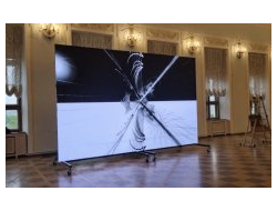 Интерьерный передвижной экран с шагом пикселя Р2.5 мм., размер 5 х 3 м. Государственная библиотека имени Ленина г.Москва
