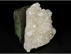 Апофиллит, кристаллы на породе, Индия (50*44*40 мм, 111 г) №29837