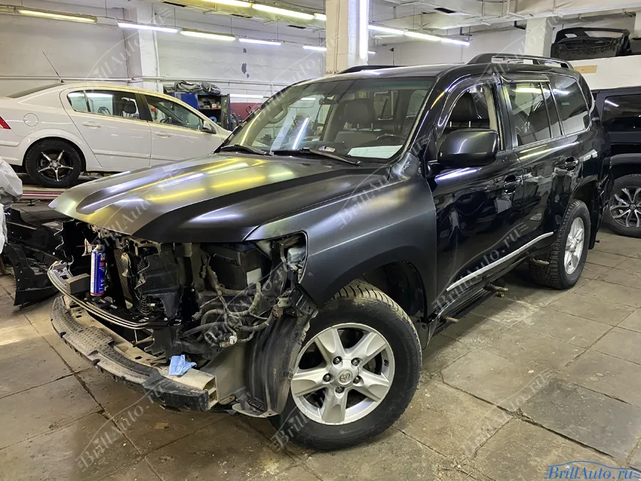 Рестайлинг Ленд Крузер 200 из 2008 в 2021 Lounge