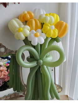 Букет из шаров 11шт 5 тюльпанов + 6 ромашек