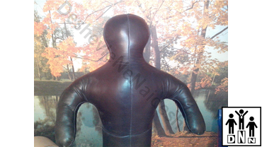 борцовский чучело кожаный одноногий