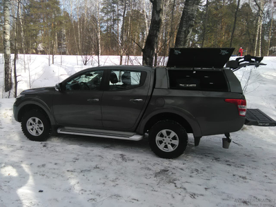 Кунг экспедиционный 3-дверный KDT на Mitsubishi L200 2015+ цвет темно-зеленый F27