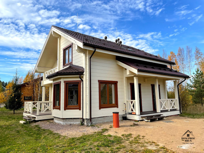 "Семейный Очаг": Просторный Дом из Клееного Бруса с Сауной 145 м²