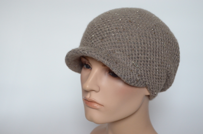 zhenskiy-vyazaniy-beret-s-kozyrkom-vizio-italiya-6161