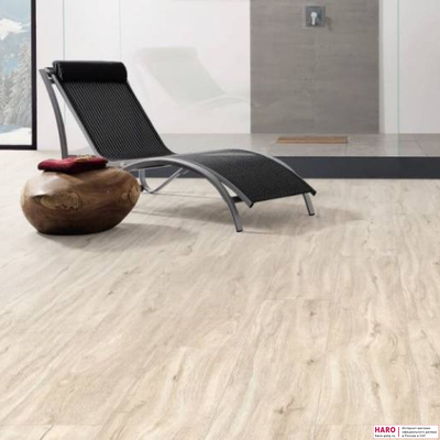 Дизайнерский пол Disano Дуб Глетчер 536065 в интерьере