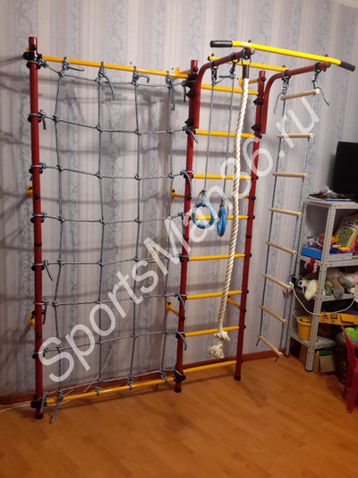 ДСК Юный Атлет модель "Пристенный с стойкой-сеткой" красный.