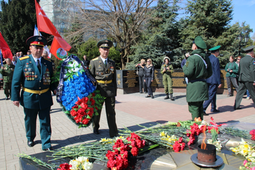 Сквер Славы 11.04.2022