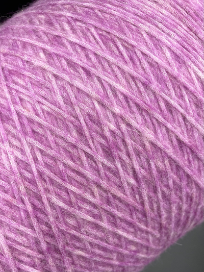 Filitaly Lab art.  Cash Baby (Филитали Лаб арт. Каш бэби),   30% кашемир 32% бэби альпака, 22% меринос, 16% РА; метраж: 270 м в 100 гр., цвет 18337 FUXIA (фуксия)