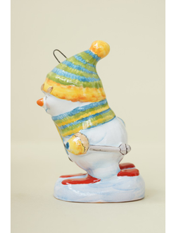 Снеговик на лыжах (спортсмен)