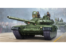 Сборная модель: (Trumpeter 05564) Советский танк Т-72Б мод 1990 с литой башней