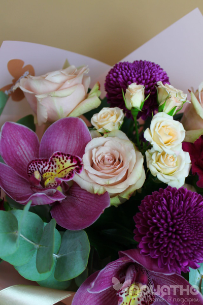 Букет цветов на 8 марта № 706