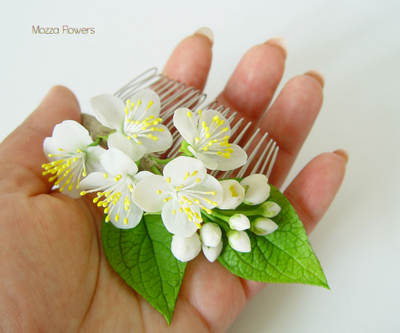 Гребень с жасмином .