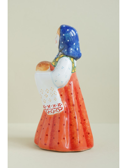 Девочка с караваем