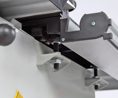 Станок круглопильный с подвижным столом BELMASH TS-250ST1000/400 (2.2 кВт, 400 В)