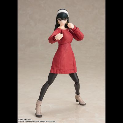 Фигурка Йор Форджер (Yor Forger Mother of the Forger Family ver. S.H.Figuarts)