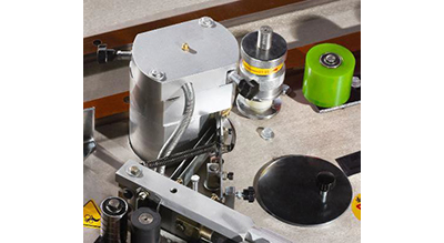 Станок для облицовывания кромок WoodTec Brave (Общая мощность: 1,6 кВт  Вес: 100 кг)