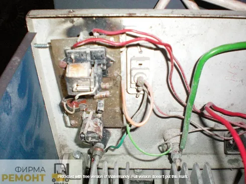 На складе запчасти для вилочных погрузчиков