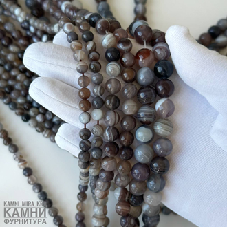 Агат "Ботсвана" качество 1А, шары 6,3-6,5/8,1-8,5/10,1-10,3 мм, цена за нить 19 см